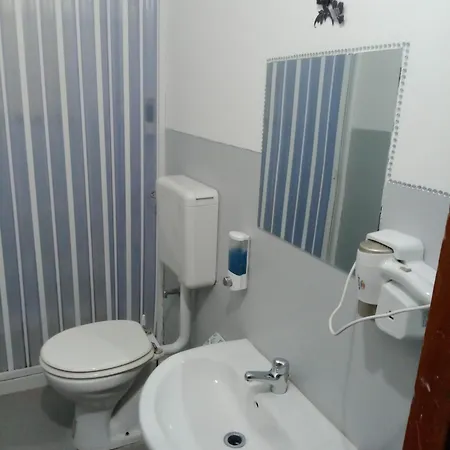 Oda ve Kahvaltı Framamired *